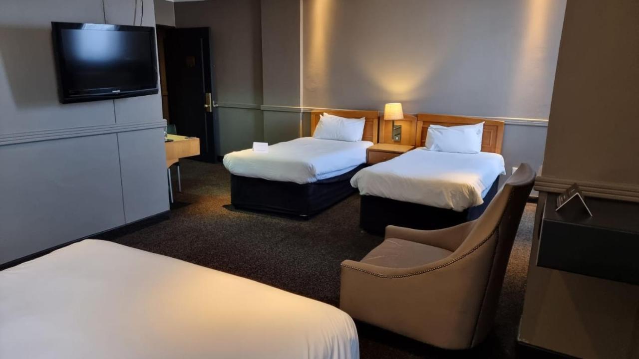 Manhattan Hotel Pretoria-Noord Kültér fotó
