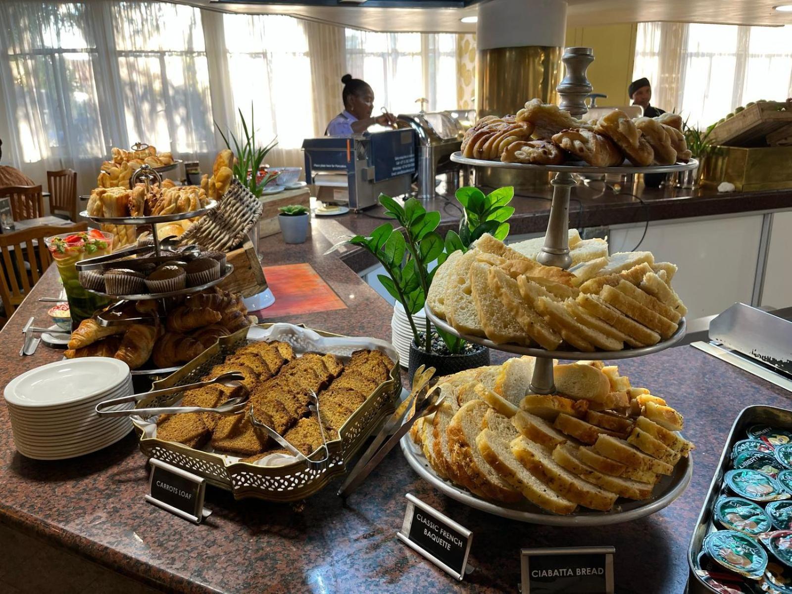 Manhattan Hotel Pretoria-Noord Kültér fotó