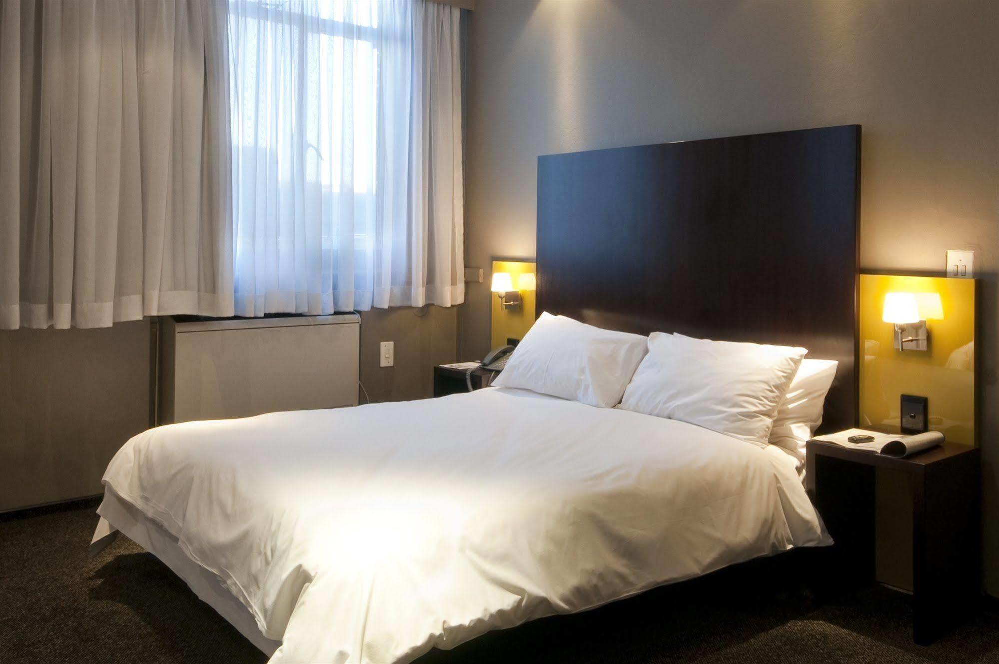 Manhattan Hotel Pretoria-Noord Kültér fotó